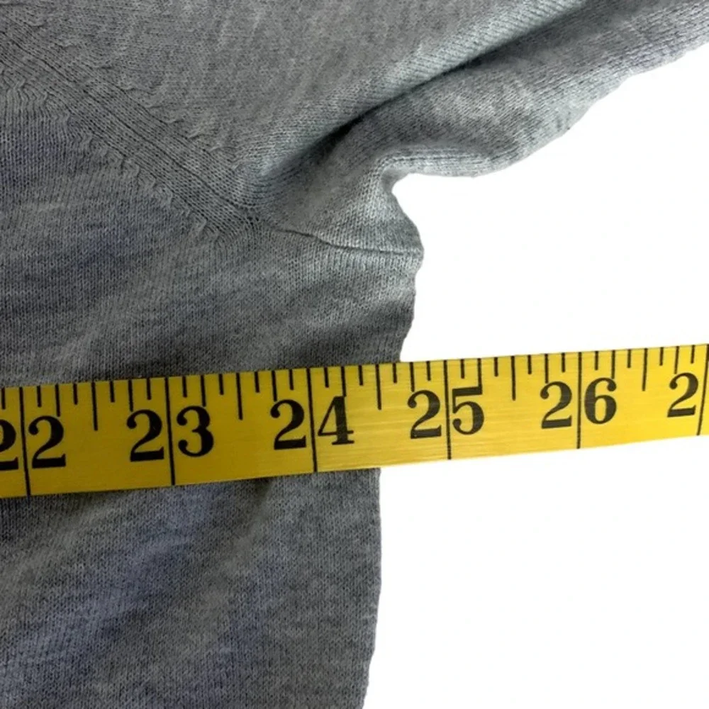 BANANA REPUBLIC Gray‎ V-Neck Pullover Sweater